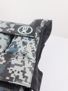Chaleco lastrado de 22 libras Fitx con diseño camuflado, ideal para entrenamientos de alta intensidad como calistenia, running y cross-training.
